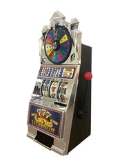 Jucărie tip păcănea realistă